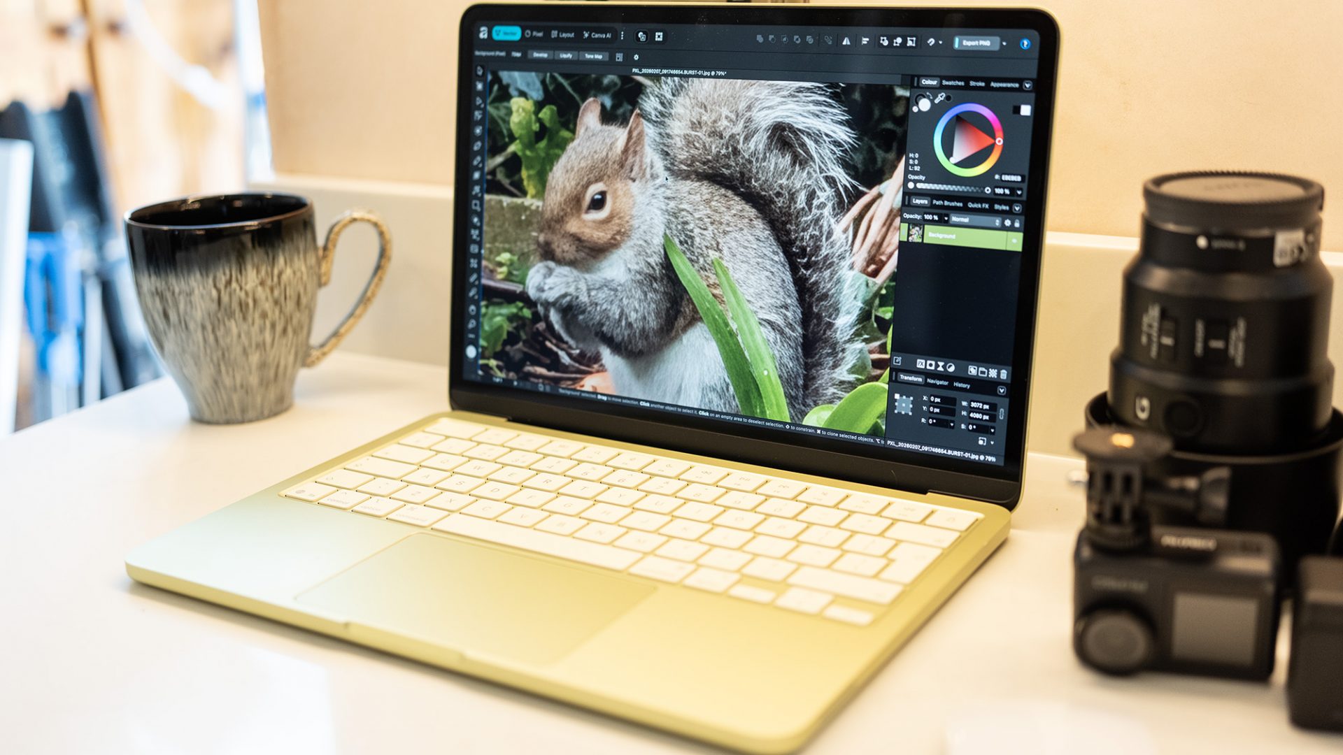 MacBook Neo сломал многолетнюю традицию Apple картинка MacBook Neo нарушил единственное правило, которого Apple никогда не нарушала | DGL.RU