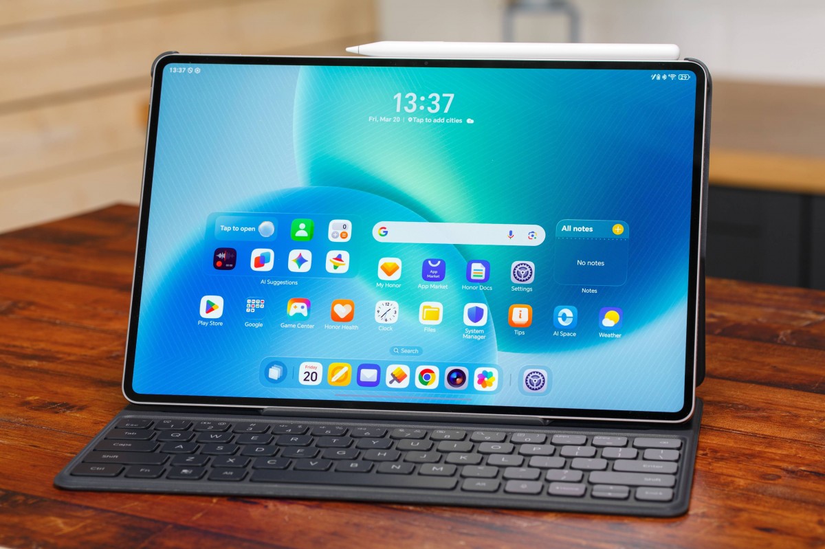 Распаковка Honor MagicPad 4: битва за ваш кошелек в России будет жесткой