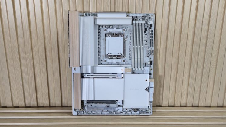 Материнская плата Gigabyte X870E Aero X3D Wood | DGL.RU