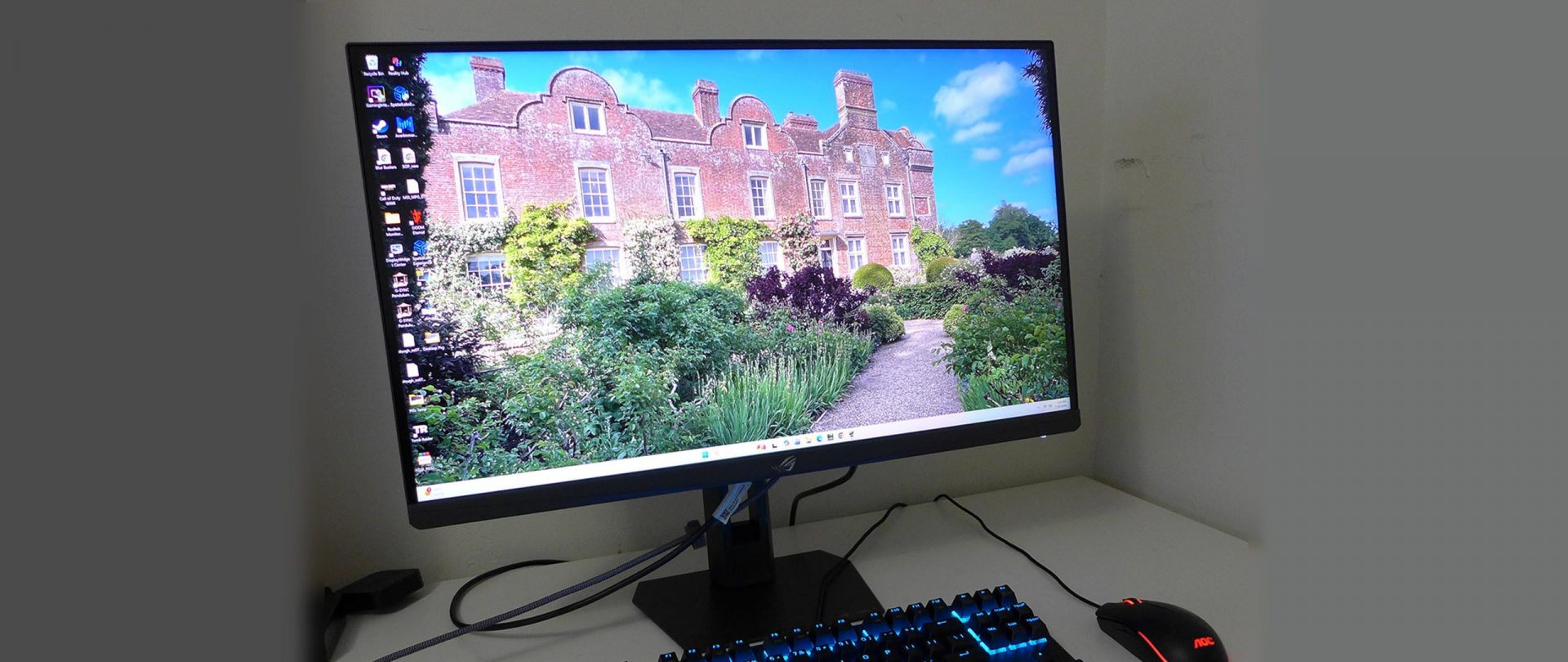 Обзор Asus ROG Strix XG27JCG — новый стандарт качества