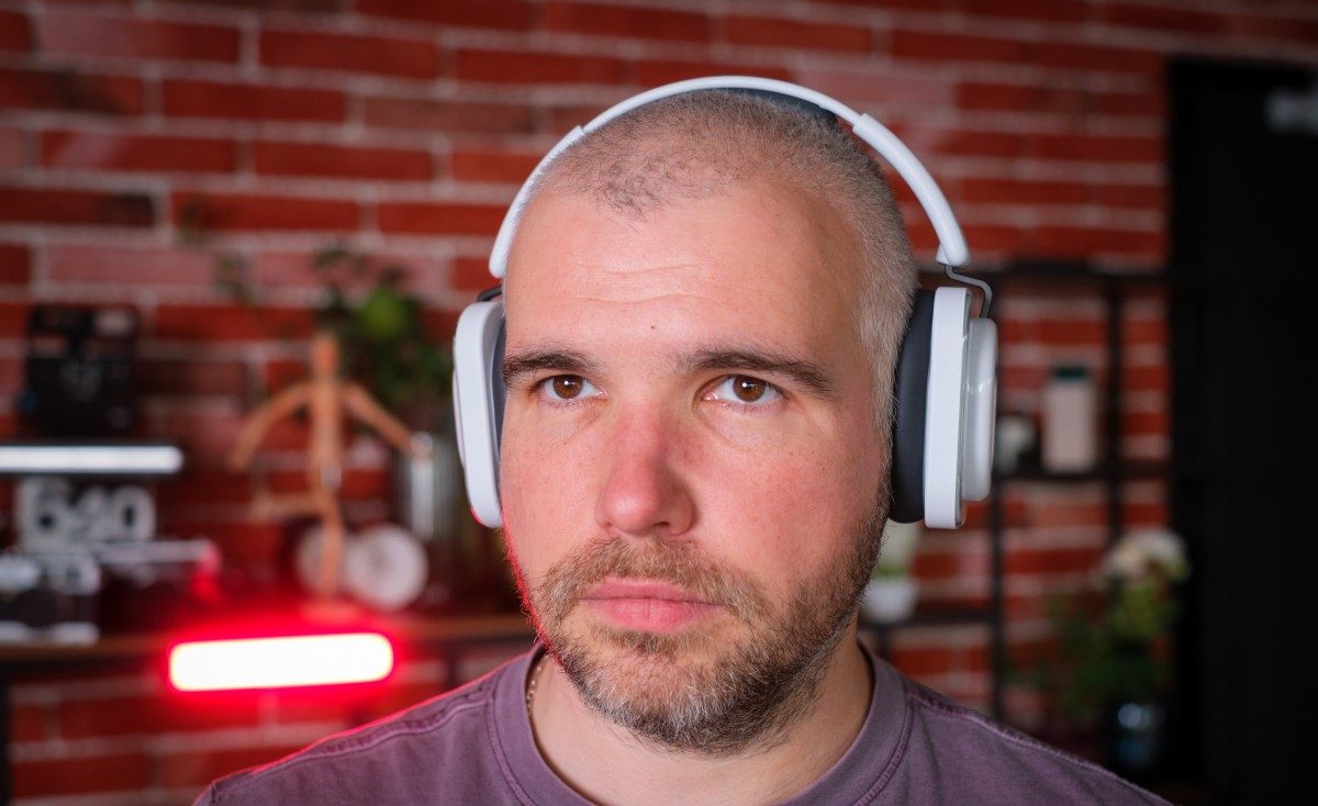 Nothing (a) в России: распаковка. Спойлер — их реально достать. Но за сколько? картинка Nothing Headphone (a)