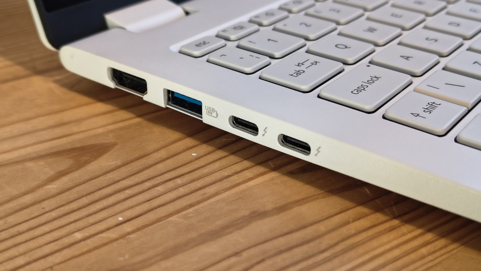 Обзор Acer Swift Edge 14 AI: еще одно чудо от Acer картинка Ноутбук Acer Swift Edge 14 AI: ультралёгкий OLED | DGL.RU