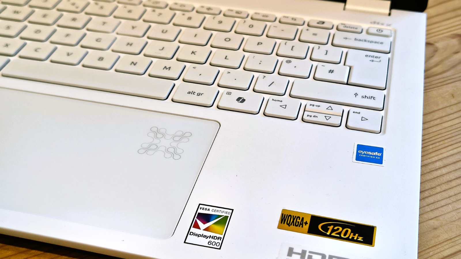 Обзор Acer Swift Edge 14 AI: еще одно чудо от Acer картинка Ноутбук Acer Swift Edge 14 AI: ультралёгкий OLED | DGL.RU