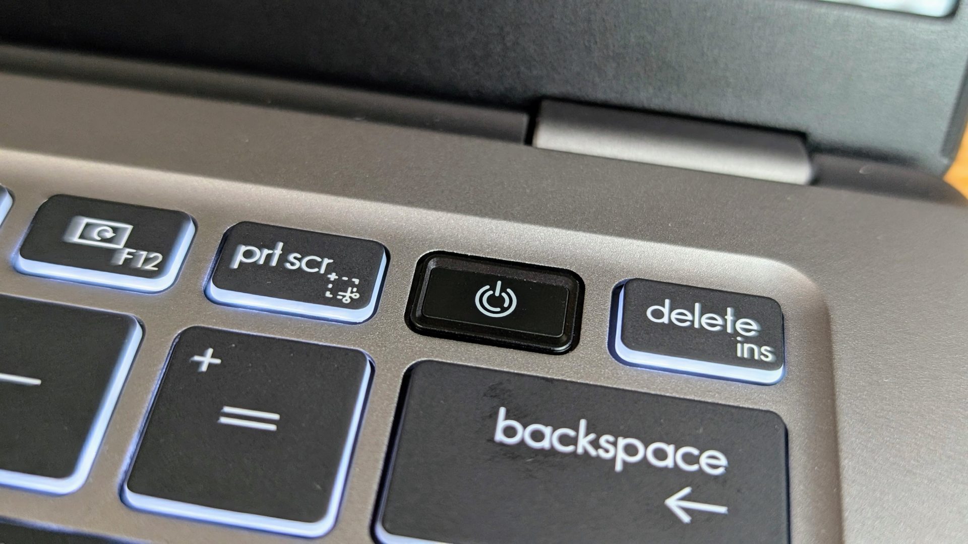 Ноутбук MSI Prestige 14 AI+: автономность и мощь | DGL.RU