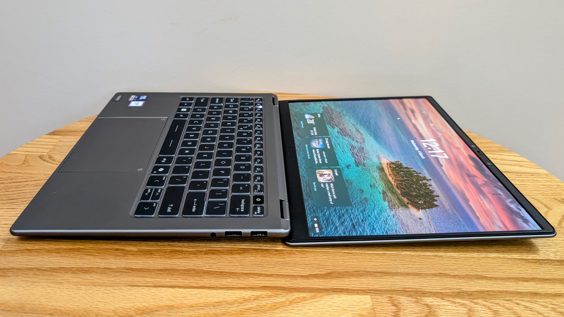 Ноутбук MSI Prestige 14 AI+ для работы 2026 | DGL.RU