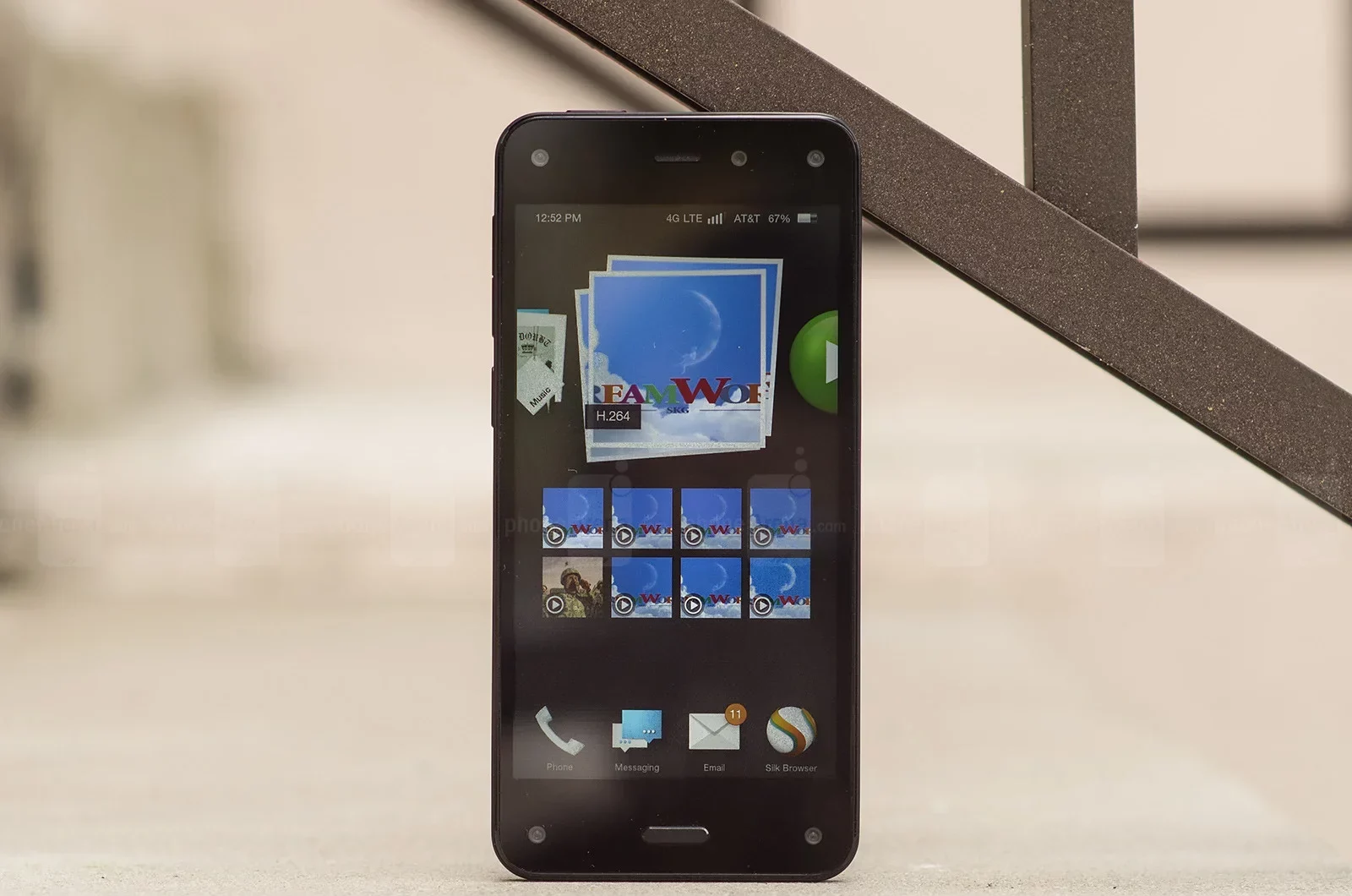 Новый смартфон от Amazon: почему проект «Трансформер» выходит в самое неудачное время картинка Смартфон Amazon с ИИ: стоит ли ждать в РФ | DGL.RU