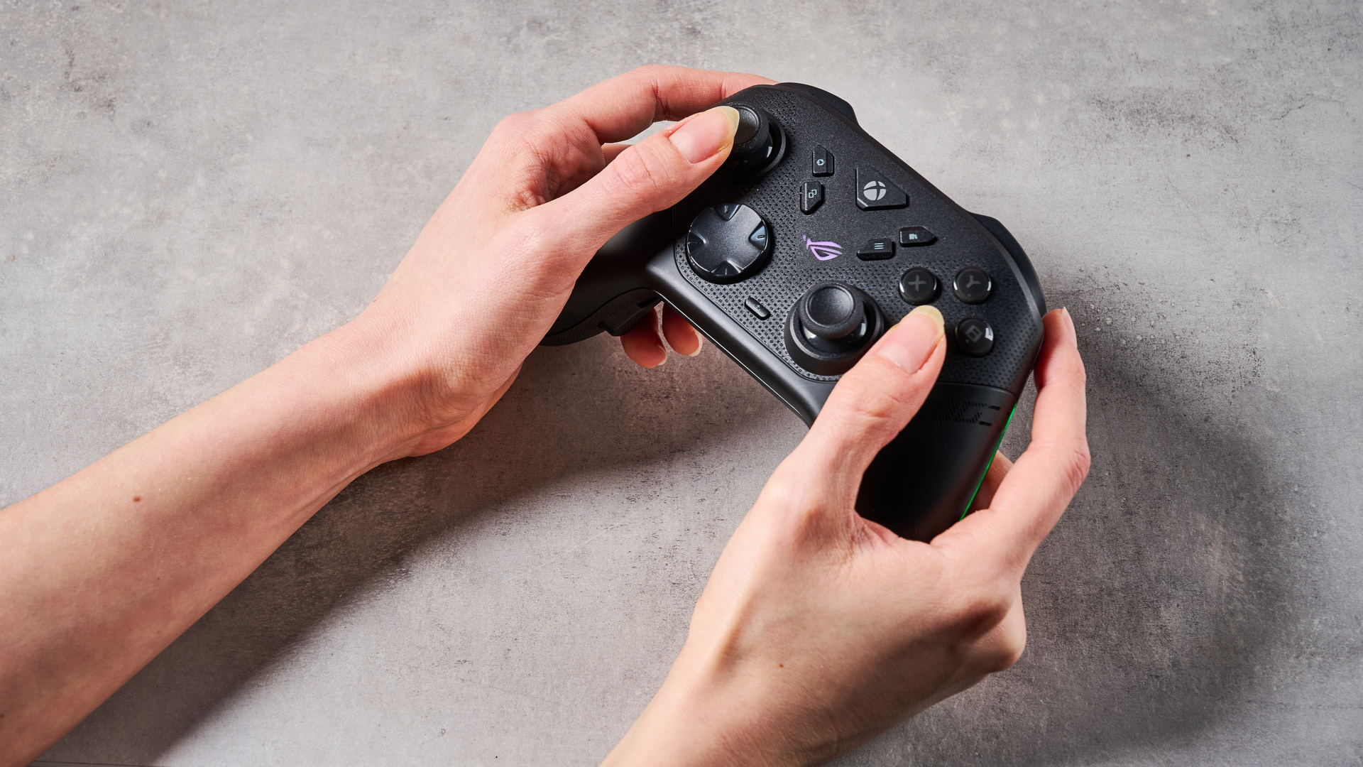 Обзор Asus ROG Raikiri II Xbox Wireless — премиальный геймпад с феноменальной скоростью отклика картинка Обзор Asus ROG Raikiri II Xbox Wireless: 1000 Гц | DGL.RU