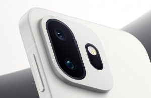 OnePlus 15T: компания раскрыла дизайн белоснежной версии