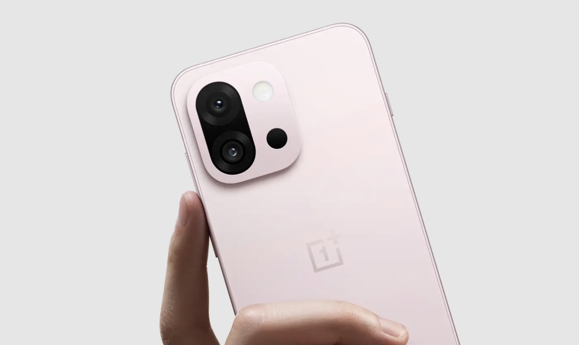 OnePlus 15T: батарея 7500 мАч и защита IP69K | DGL.RU