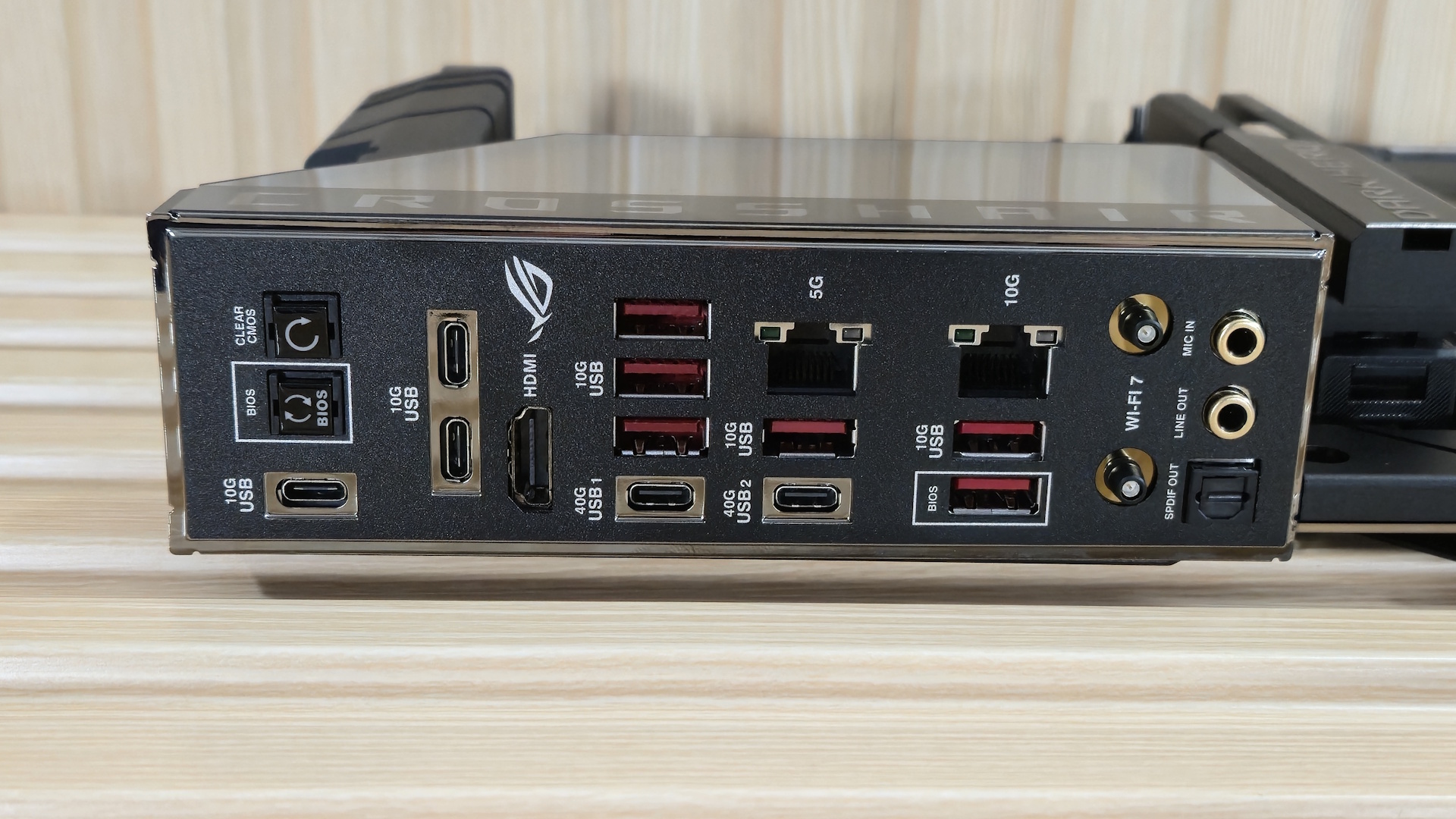 Плата Asus ROG Crosshair X870E Dark Hero | DGL.RU