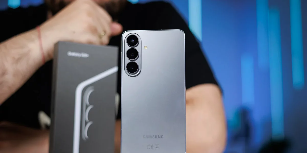 Смартфон Samsung Galaxy A56 лучше базовых S26 | DGL.RU