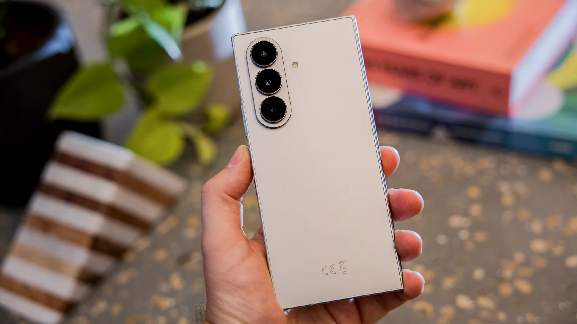 Samsung Galaxy Z Fold 8: каким будет флагман | DGL.RU