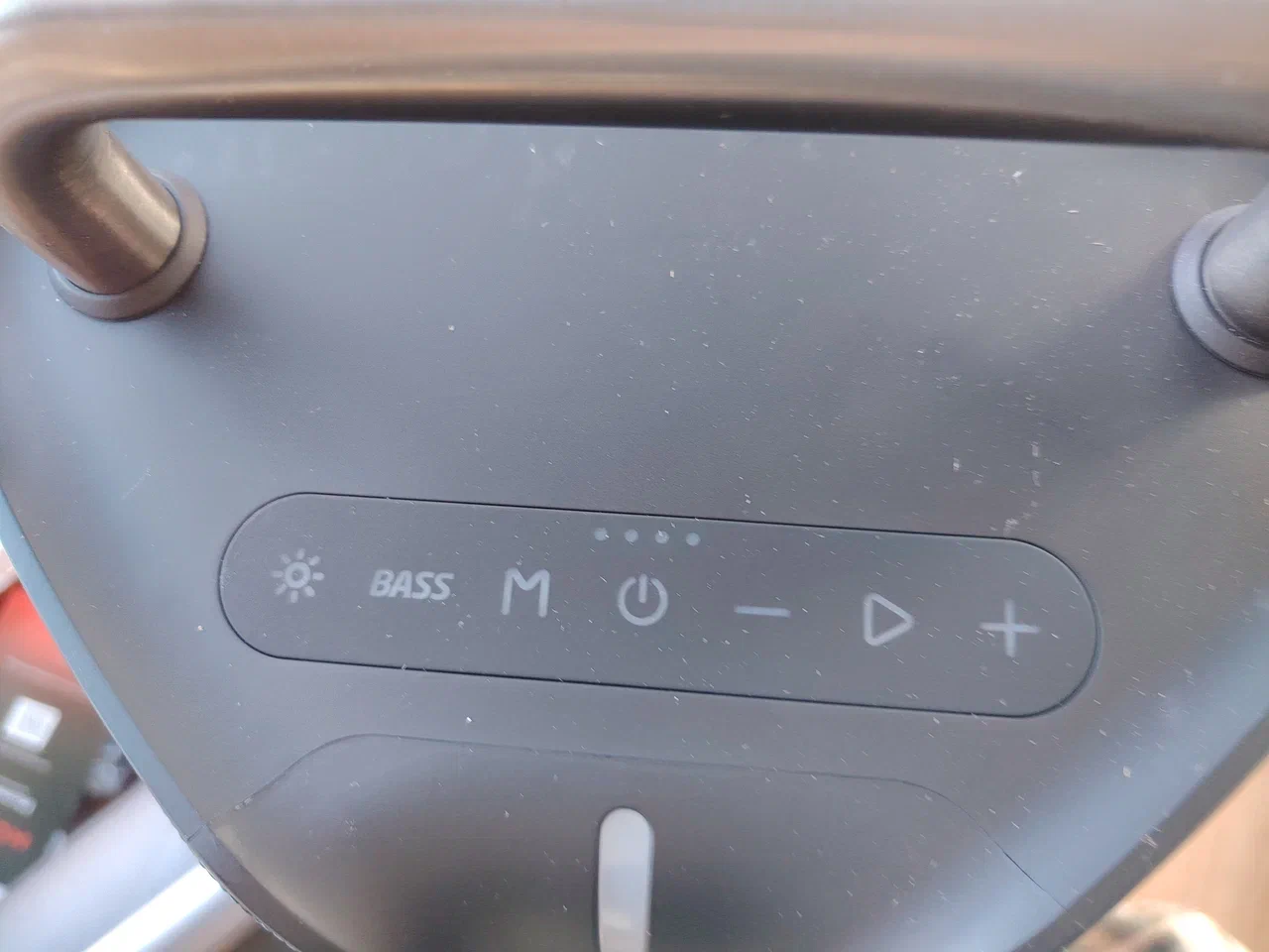 Портативная колонка «Молния Бит» | DGL.RU