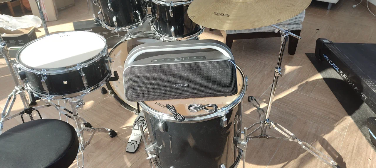 Портативная колонка «Молния Кварк» | DGL.RU