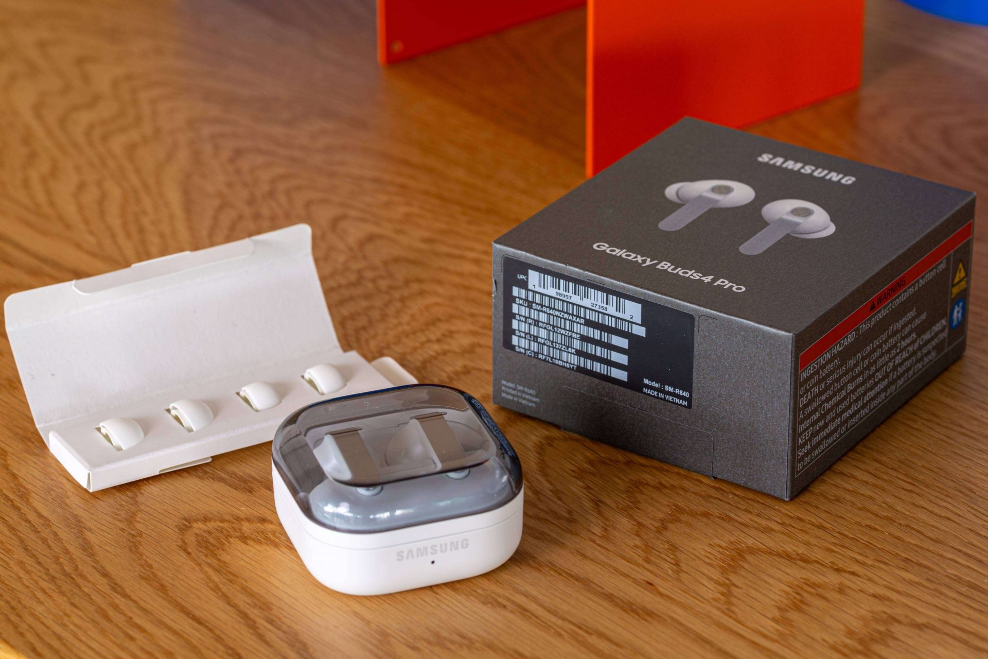 Samsung Galaxy Buds4 Pro стали проще и громче | DGL.RU