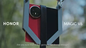 Прыжок веры: как смартфон Honor Magic V6 заменил страховку при спуске с дерева