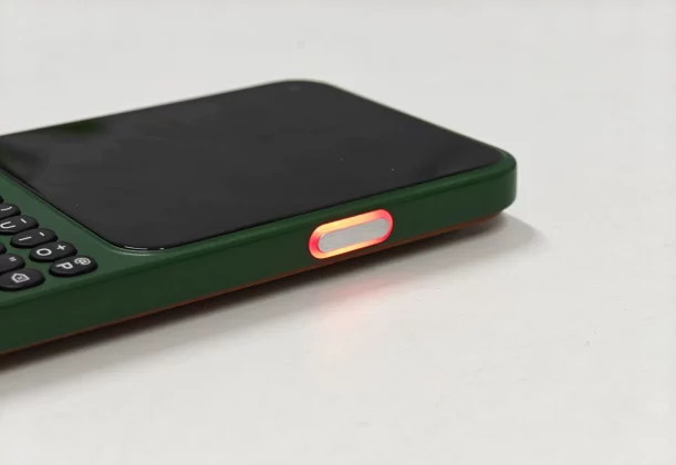 Смартфон Clicks Communicator в стиле BlackBerry | DGL.RU