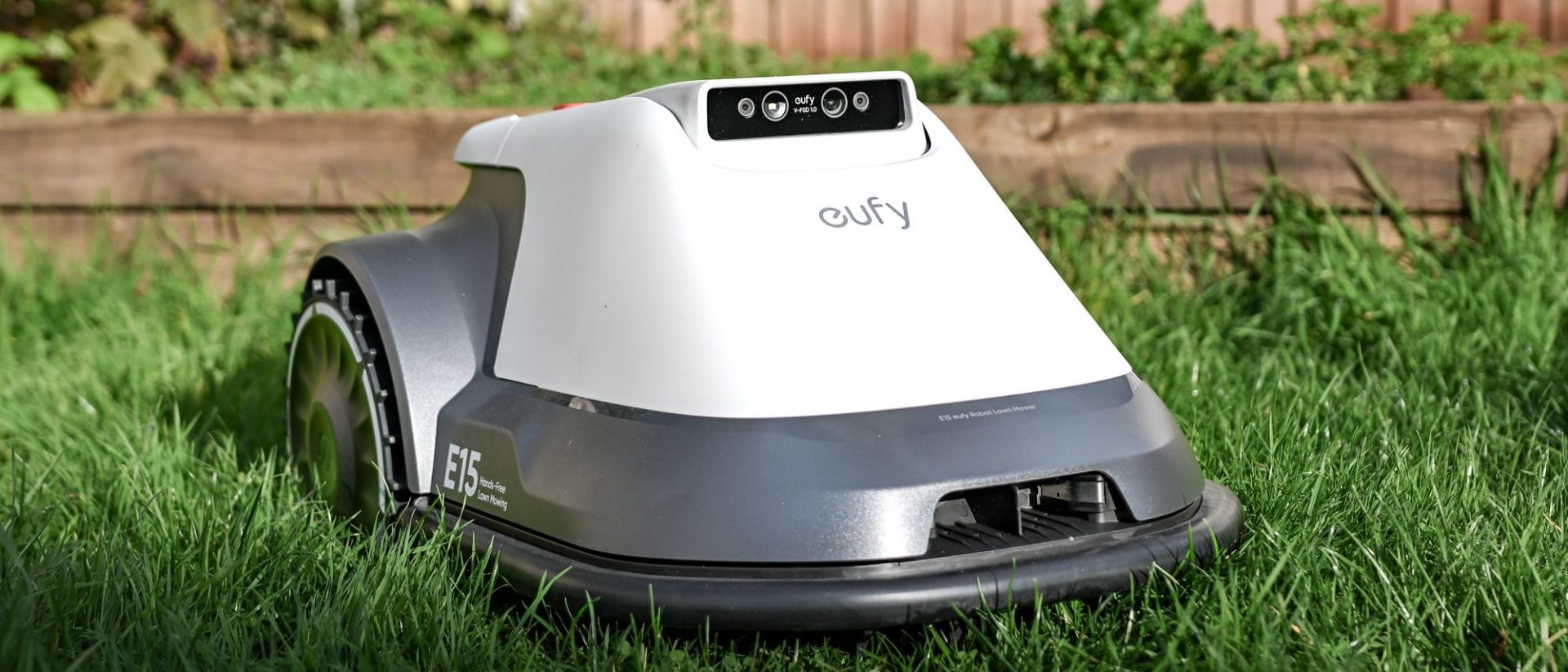 Обзор газонокосилки Eufy E15 — у нее серьёзные проблемы с навигацией
