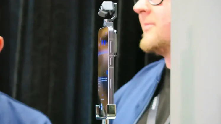 Смартфон Honor Robot Phone: камера на гимбале | DGL.RU