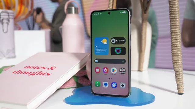 Samsung экономит на дисплеях. Российские цены от этого не станут ниже Samsung экономит на дисплеях. Российские цены от этого не станут ниже