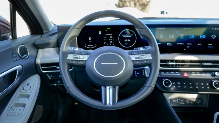 Седан Hyundai Sonata Hybrid: убийца BMW и Volvo? | DGL.RU