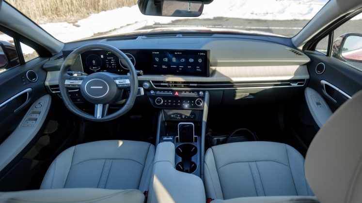 Седан Hyundai Sonata Hybrid: убийца BMW и Volvo? | DGL.RU