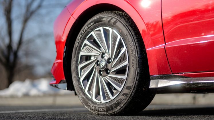 Седан Hyundai Sonata Hybrid: убийца BMW и Volvo? | DGL.RU