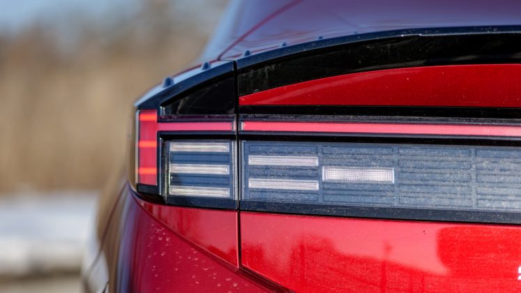 Седан Hyundai Sonata Hybrid: убийца BMW и Volvo? | DGL.RU