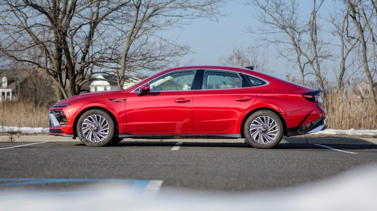 Седан Hyundai Sonata Hybrid: убийца BMW и Volvo? | DGL.RU