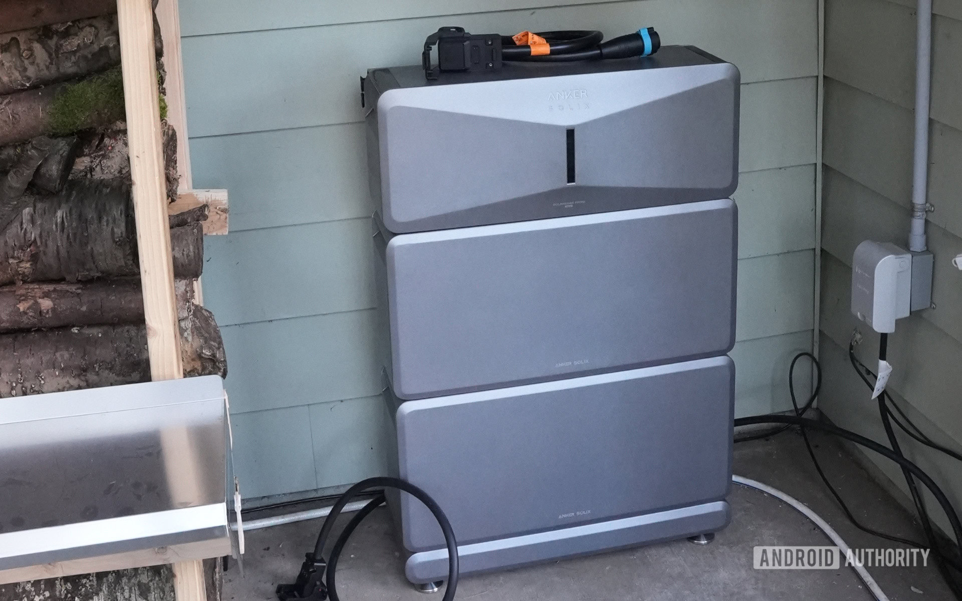 Обзор Anker SOLIX E10: идеальная система резервного питания картинка Система Anker SOLIX E10: дом без отключений | DGL.RU