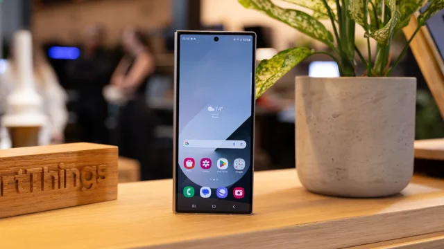 Складной iPhone за 160 тысяч ценовые фишки Apple удивляют даже скептиков (2) Складной iPhone подешевел: старт от 160 тыс. руб. | DGL.RU