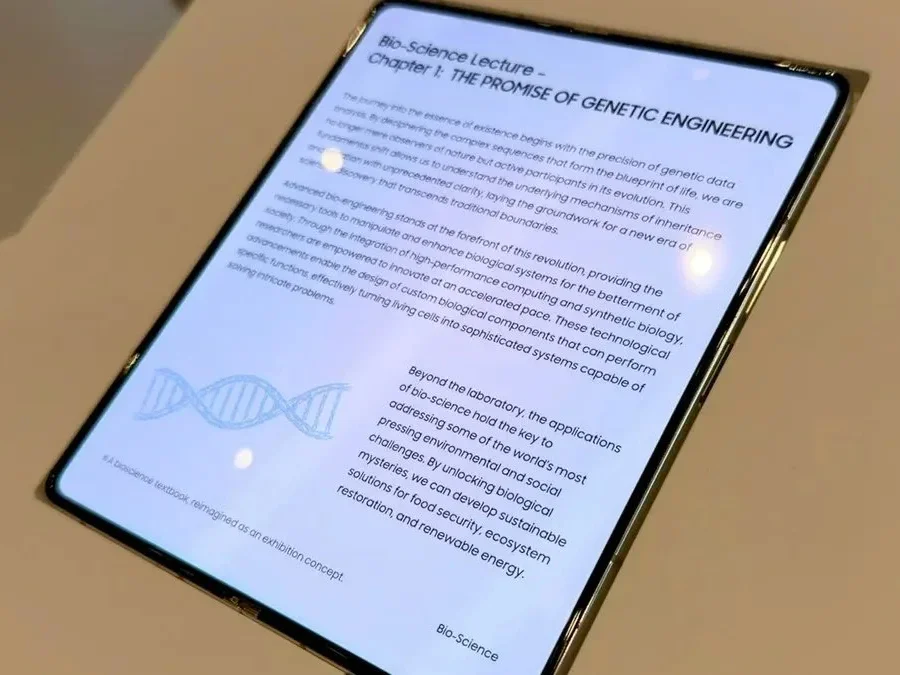 Складной смартфон iPhone: почему долгожданная новинка Apple рискует разочаровать фанатов картинка Складной iPhone рискует разочаровать | DGL.RU