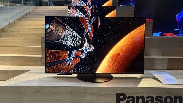 Смарт-телевизор Panasonic Z86C OLED | DGL.RU