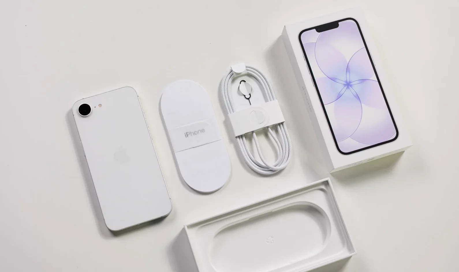 Смартфон Apple iPhone 17e — баланс фишек | DGL.RU