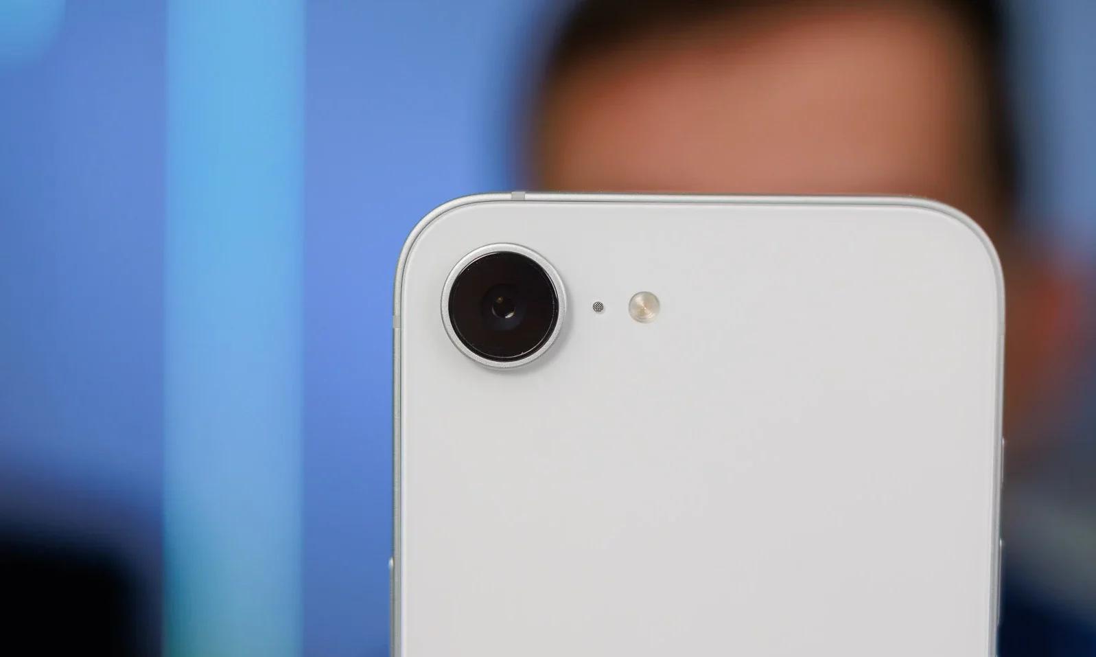 Смартфон Apple iPhone 17e — баланс фишек | DGL.RU