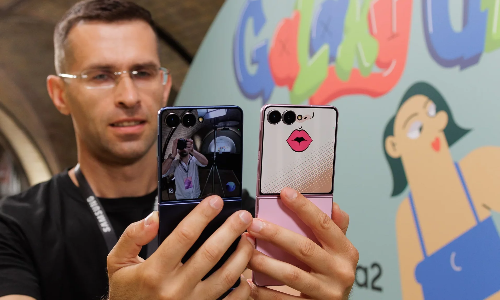 Смартфон Galaxy Z Flip 8 vs Flip 7: отличия | DGL.RU