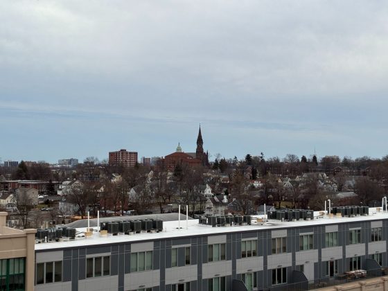 Смартфон iPhone 17e получил MagSafe и чип A19 | DGL.RU