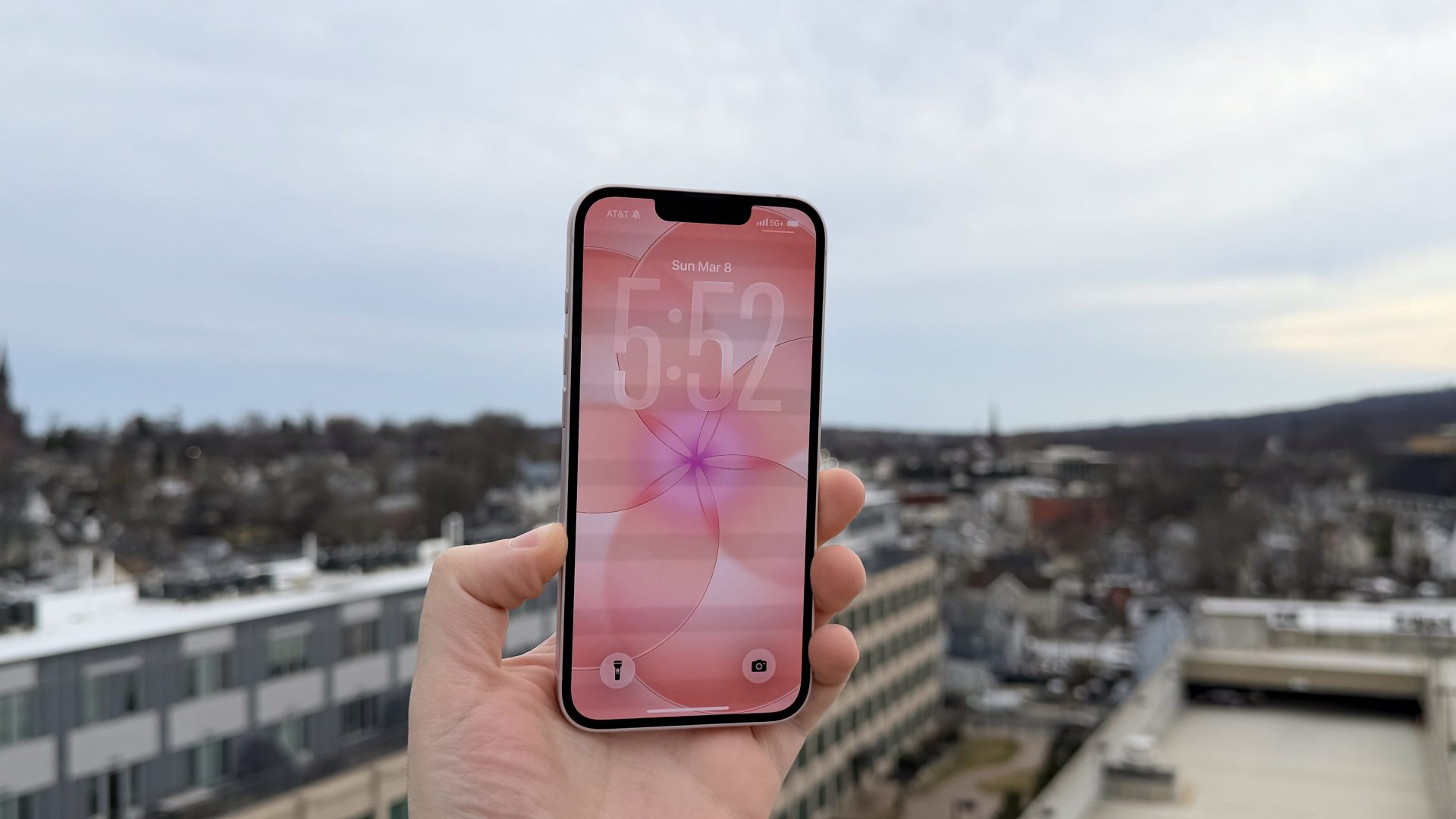 Смартфон iPhone 17e получил MagSafe и чип A19 | DGL.RU