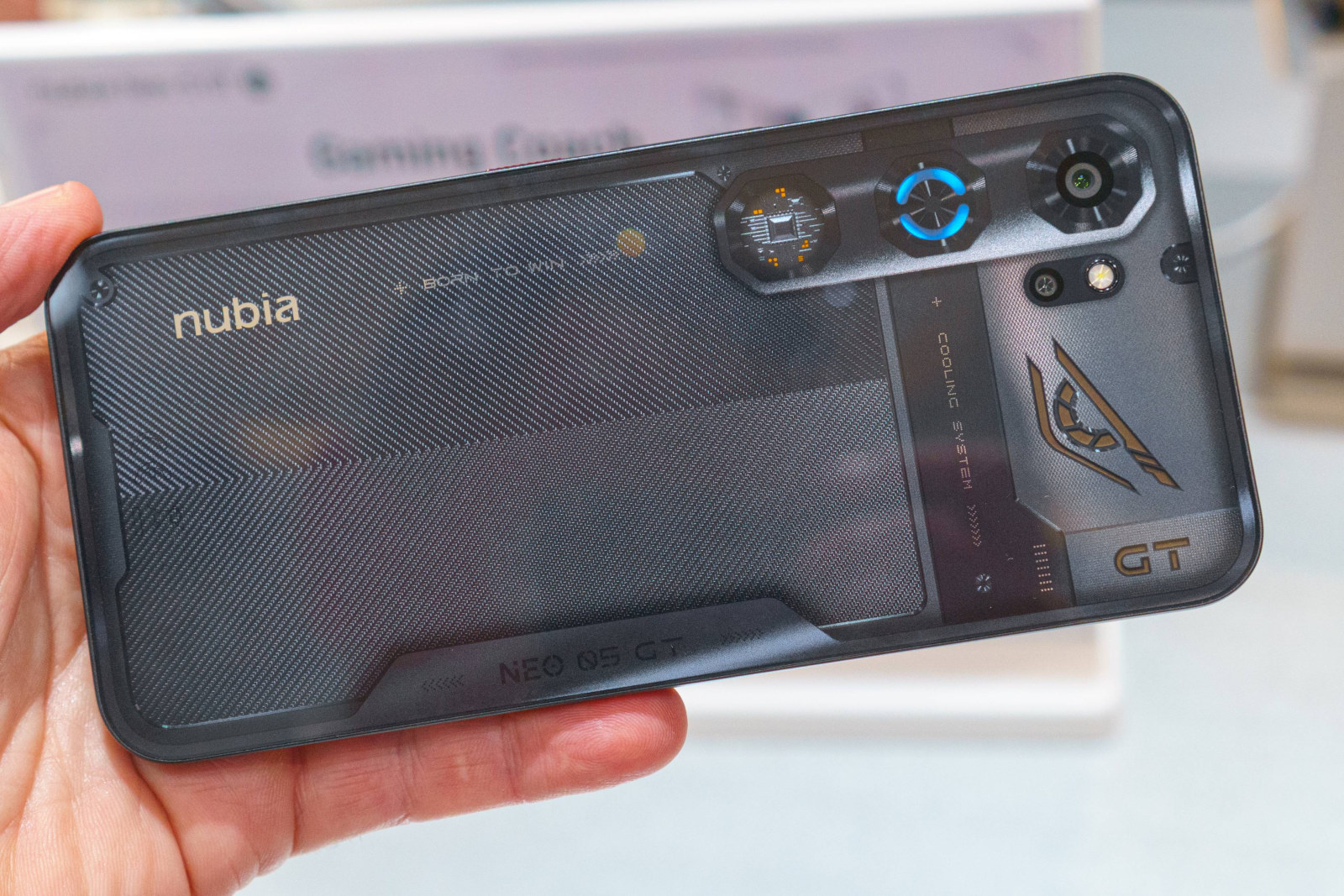 nubia Neo 5 GT: игровой смартфон с вентилятором | DGL.RU