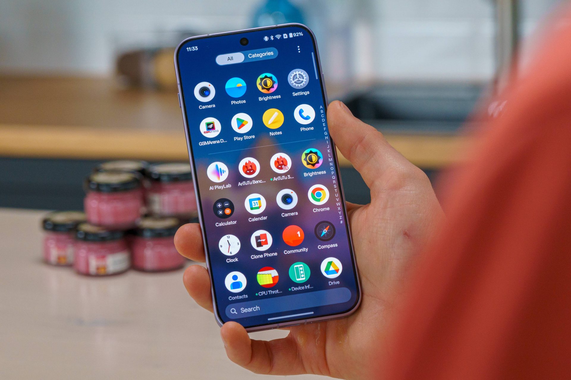 Смартфон OnePlus 15 получил вторую бету Android 17: опасный эксперимент для энтузиастов