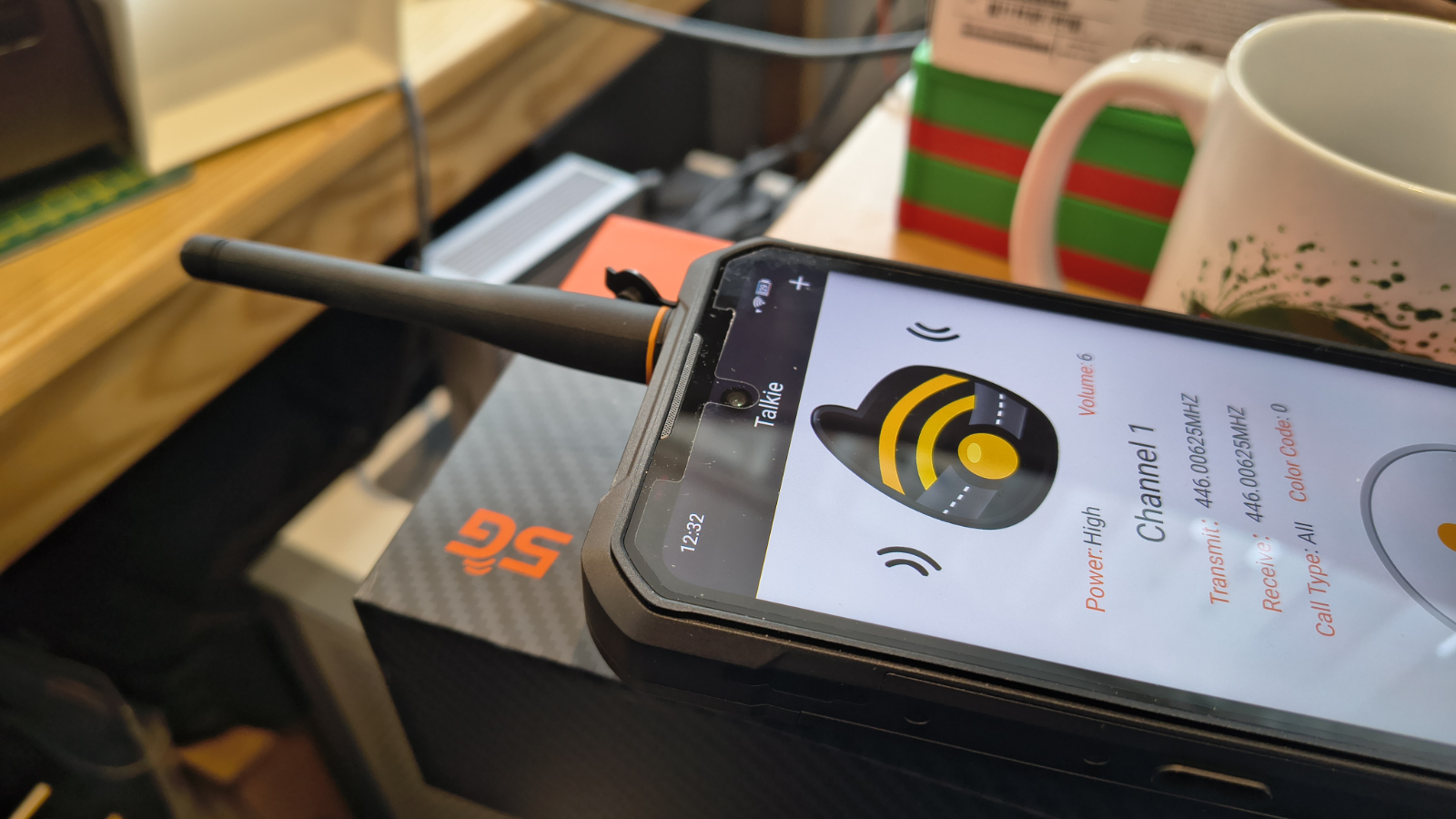 Смартфон Oukitel WP61 Plus: автономка и рация | DGL.RU