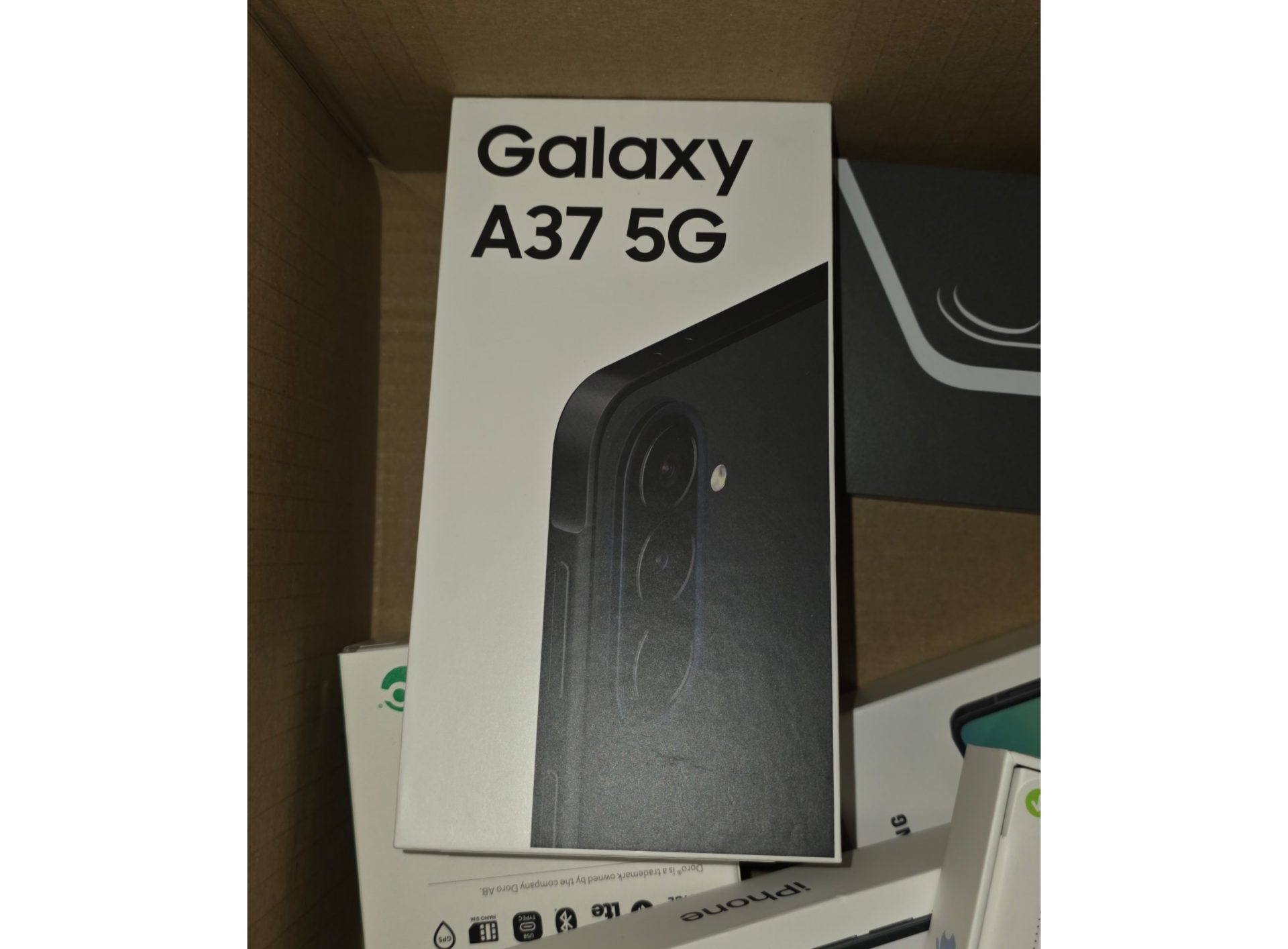 Смартфон Samsung Galaxy A37: слив упаковки | DGL.RU