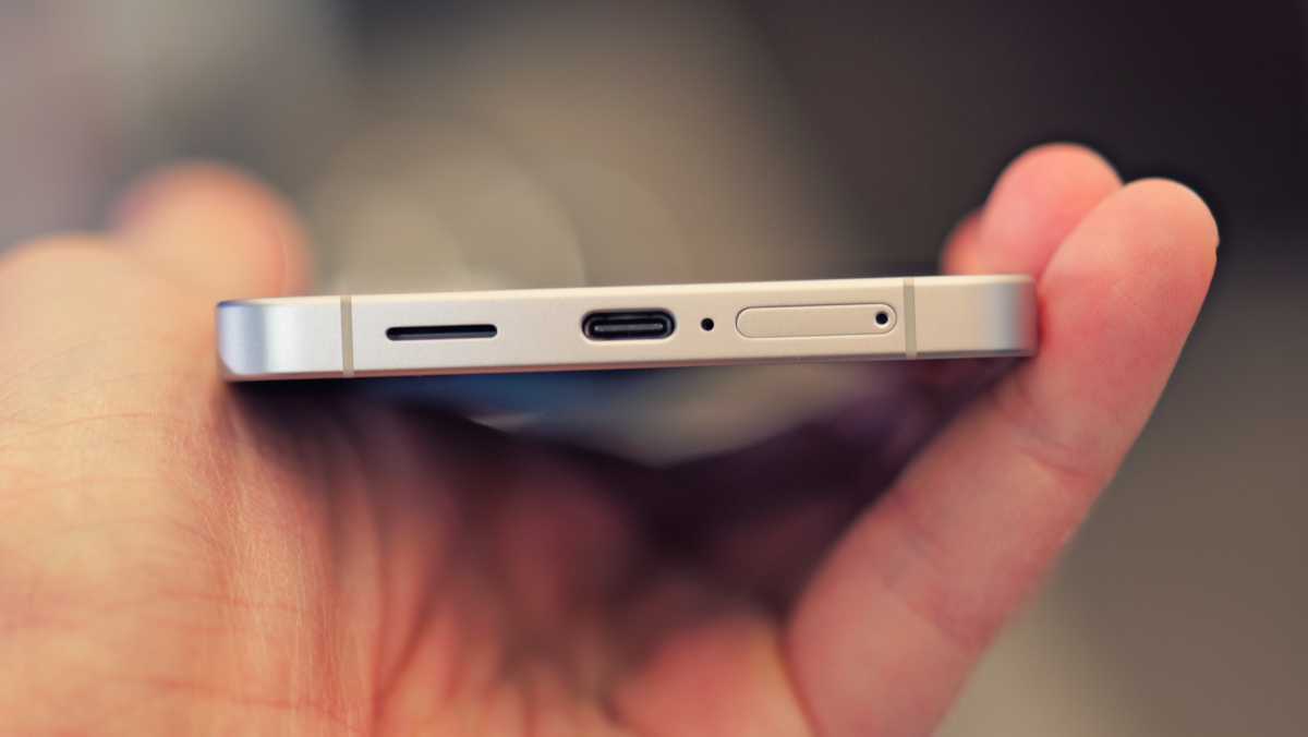 Смартфон Samsung Galaxy S26+: мощный экран | DGL.RU