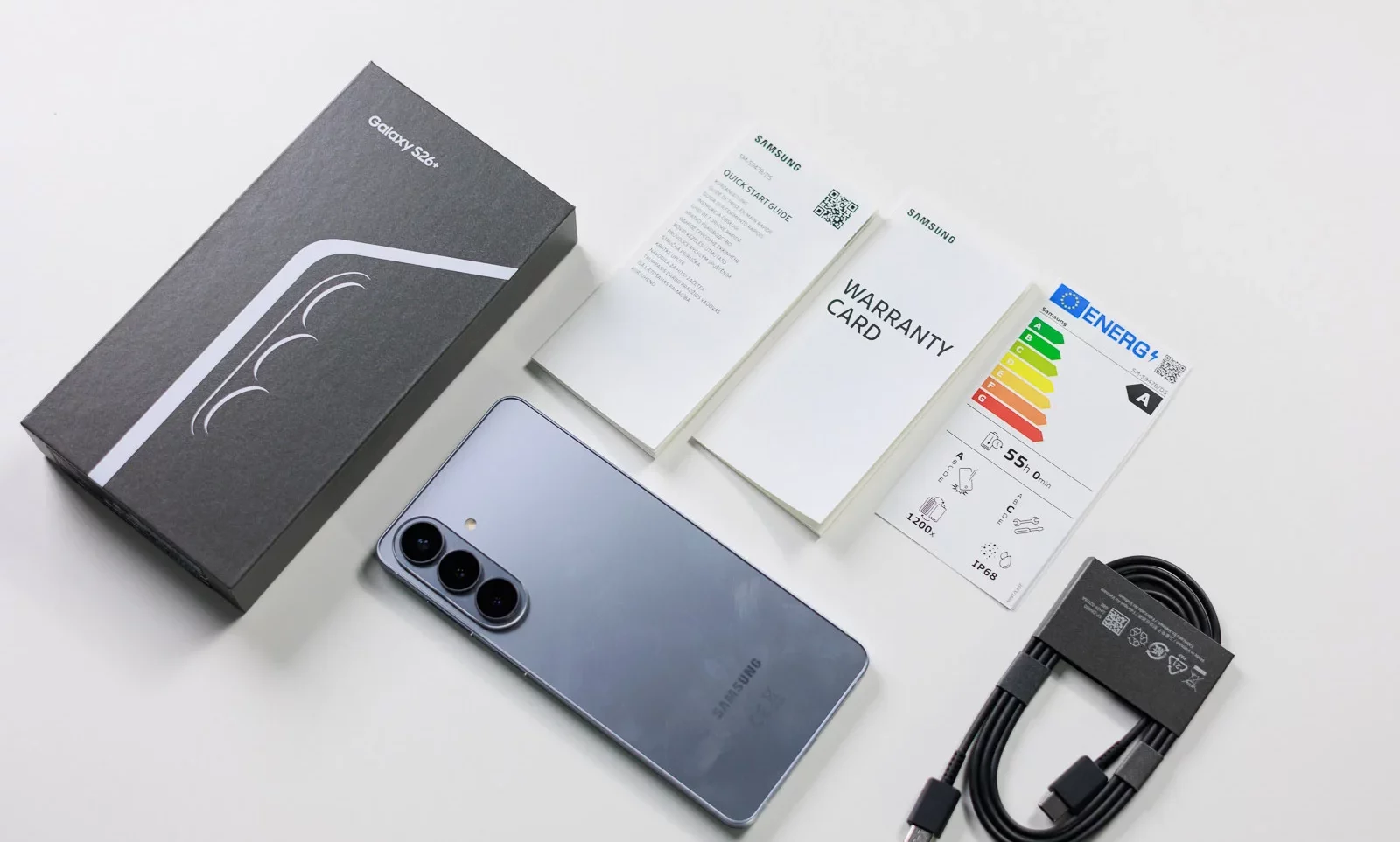 Смартфон Samsung Galaxy S26 Plus: тень Ultra | DGL.RU