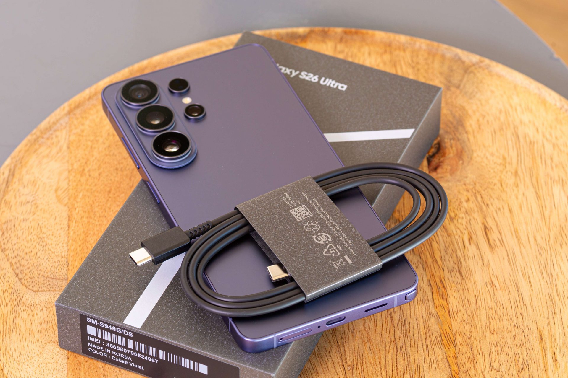 Смартфон Samsung Galaxy S26 Ultra приехал на обзор: первые впечатления картинка Смартфон Galaxy S26 Ultra: первые впечатления | DGL.RU