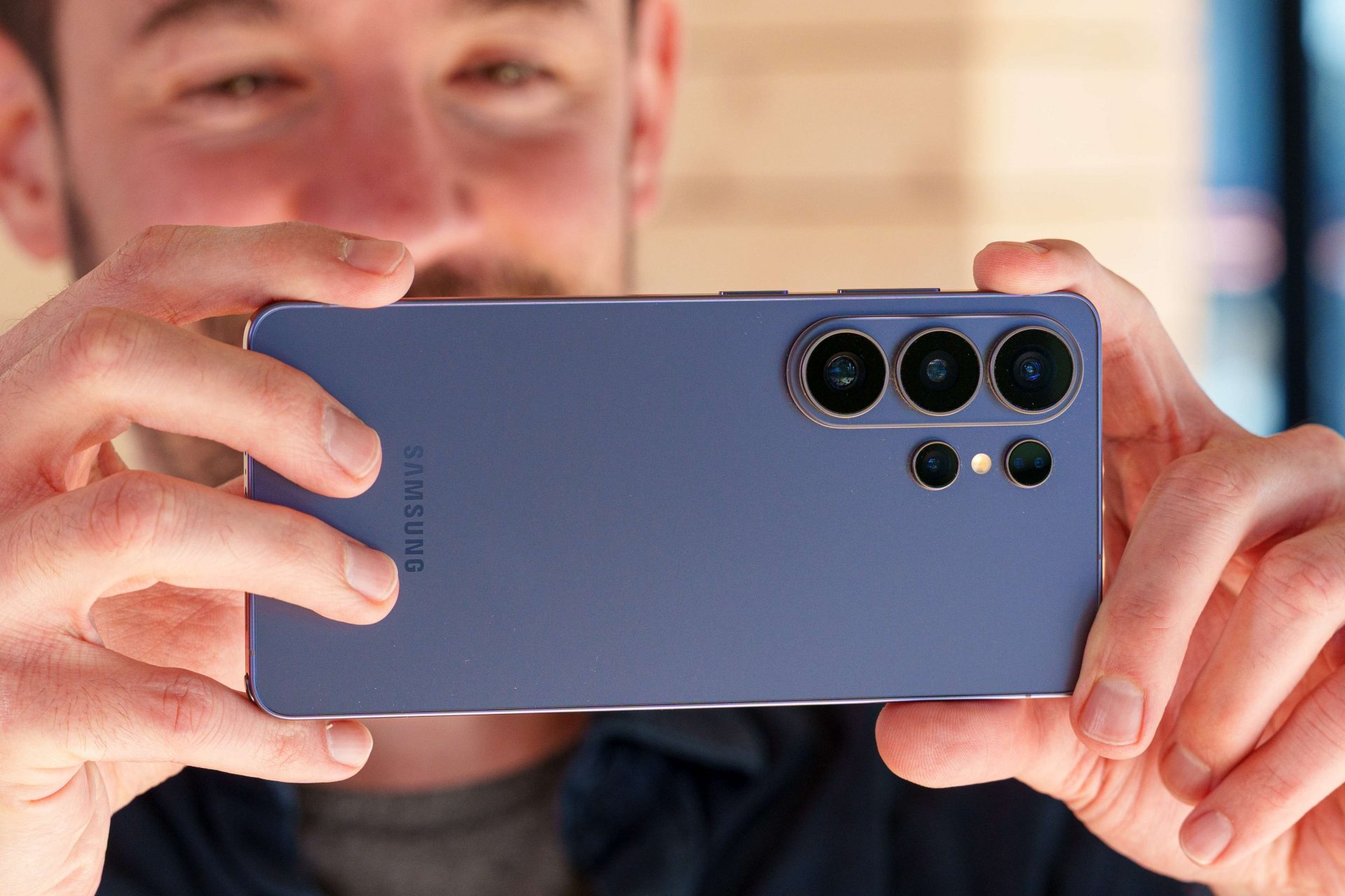 Смартфон Samsung Galaxy S26 Ultra приехал на обзор: первые впечатления картинка Смартфон Galaxy S26 Ultra: первые впечатления | DGL.RU