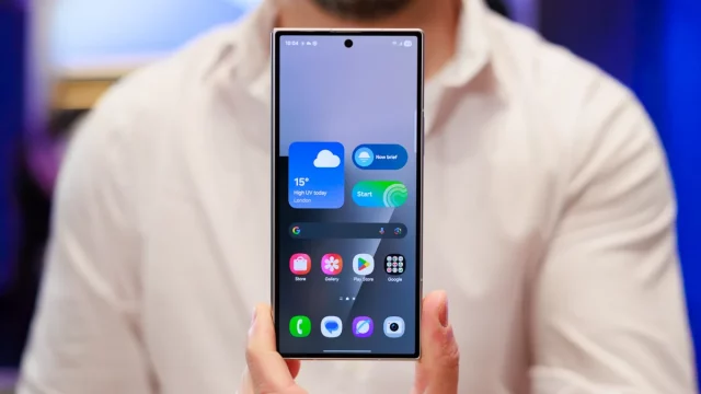 Смартфон Samsung Galaxy Z Fold 8: обзор новинки | DGL.RU