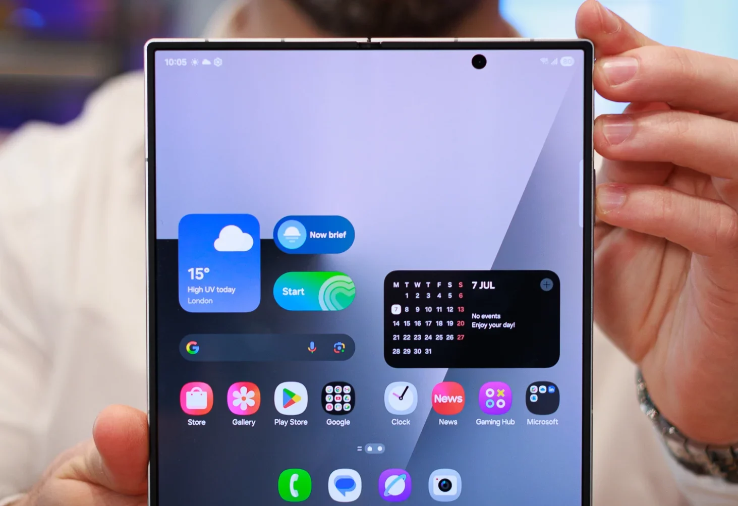 Смартфон Samsung Galaxy Z Fold 8: обзор новинки | DGL.RU