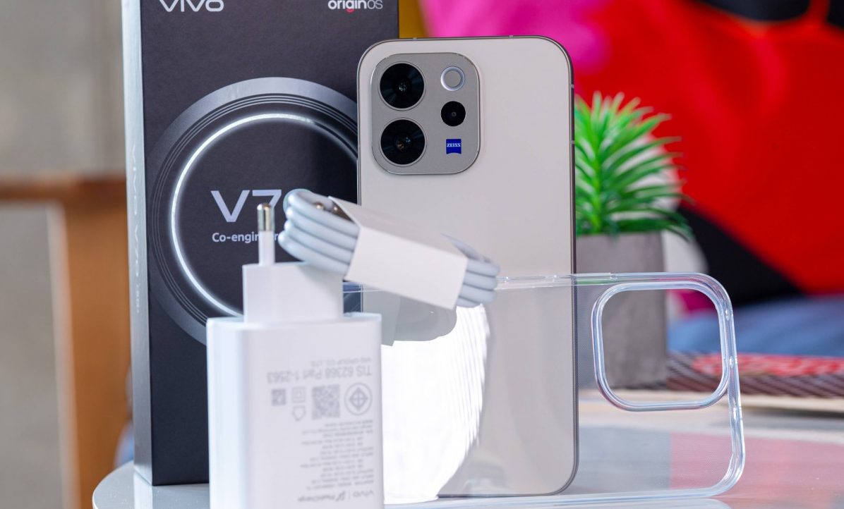 Смартфон vivo V70: обзор камер и дизайна | DGL.RU