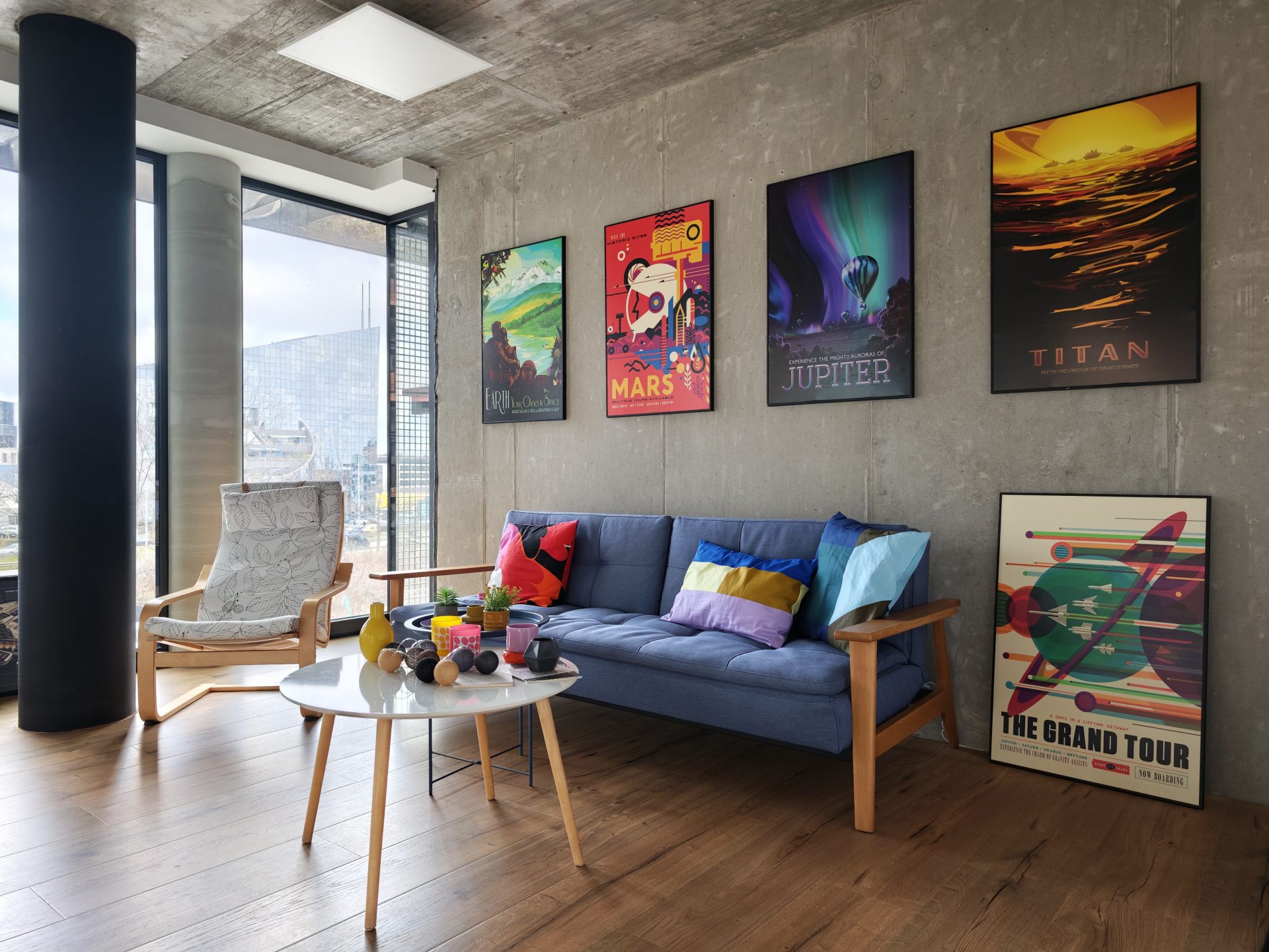 Обзор Xiaomi 17 Ultra: идеальное аппаратное обеспечение и цена в России картинка Смартфон Xiaomi 17 Ultra и слабый софт | DGL.RU